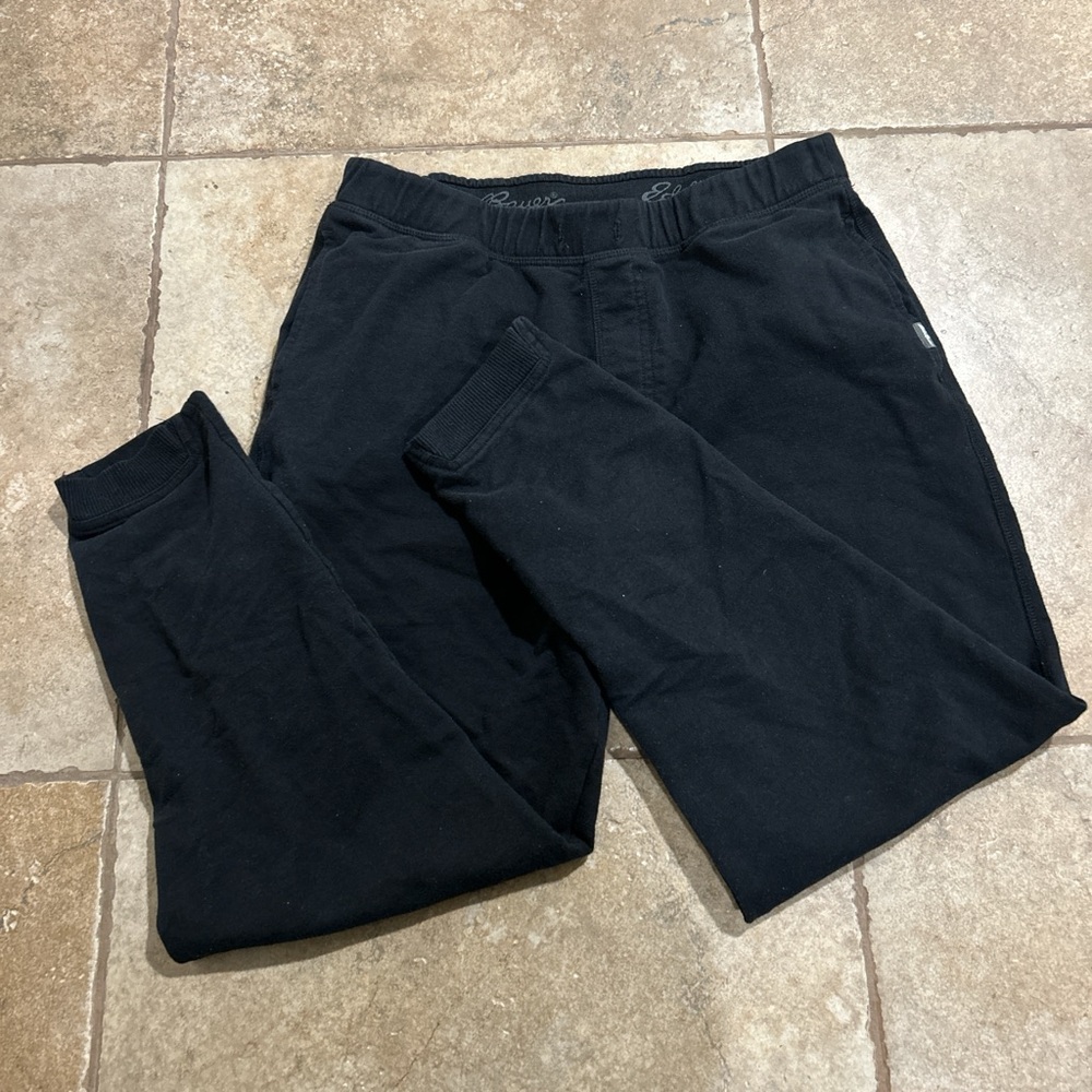 Black sweatpants